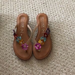 Italian shoemakers. Made in Italy. Size 6. Flower